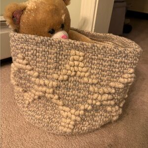 Pottery Barn Kids Beige Woven Basket